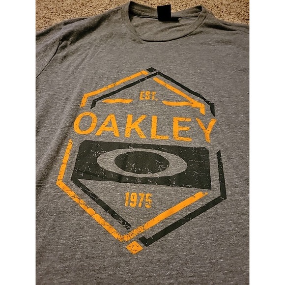 Oakley Mens Large Tshirt - Picture 2 of 5